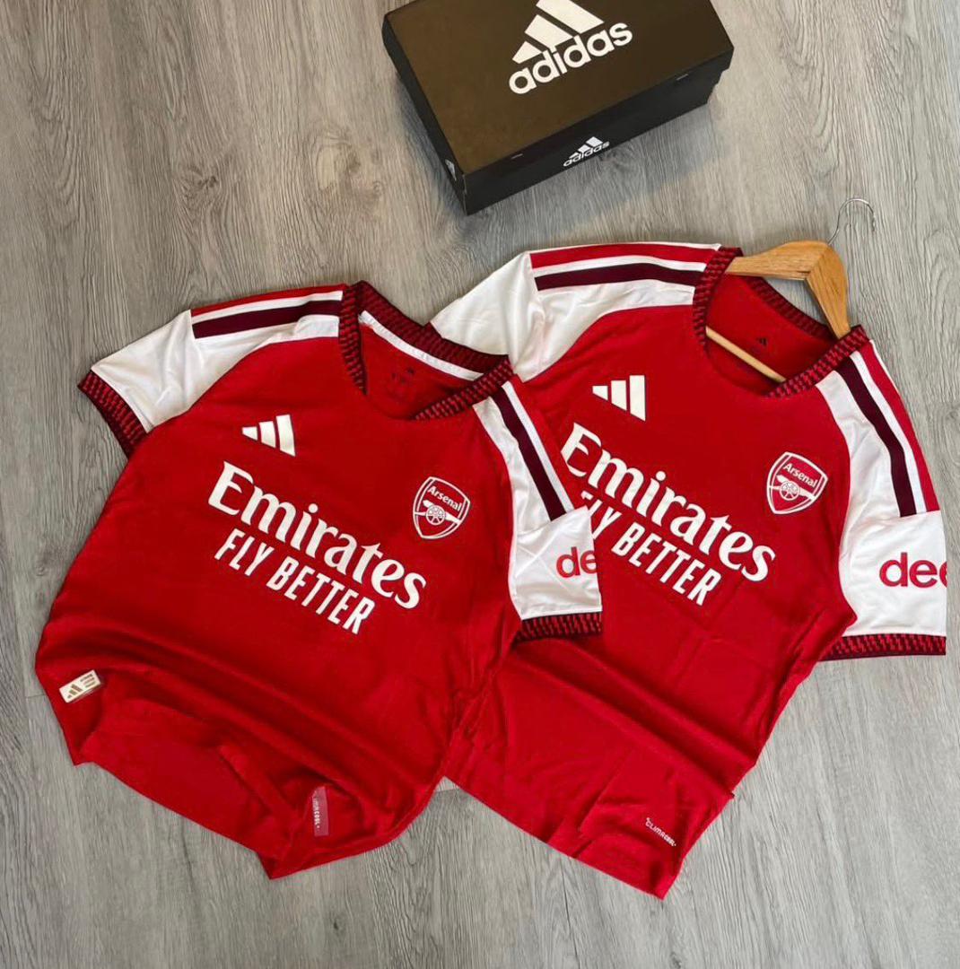 annabimola's tweet photo. Happy new month, everyone 🥳

May it be a month of ease for us all ❤
I am active for all your jerseys' needs ✅

2026/2027 jerseys available from 15k each 🛍️ https://t.co/pxRj3zkv9K