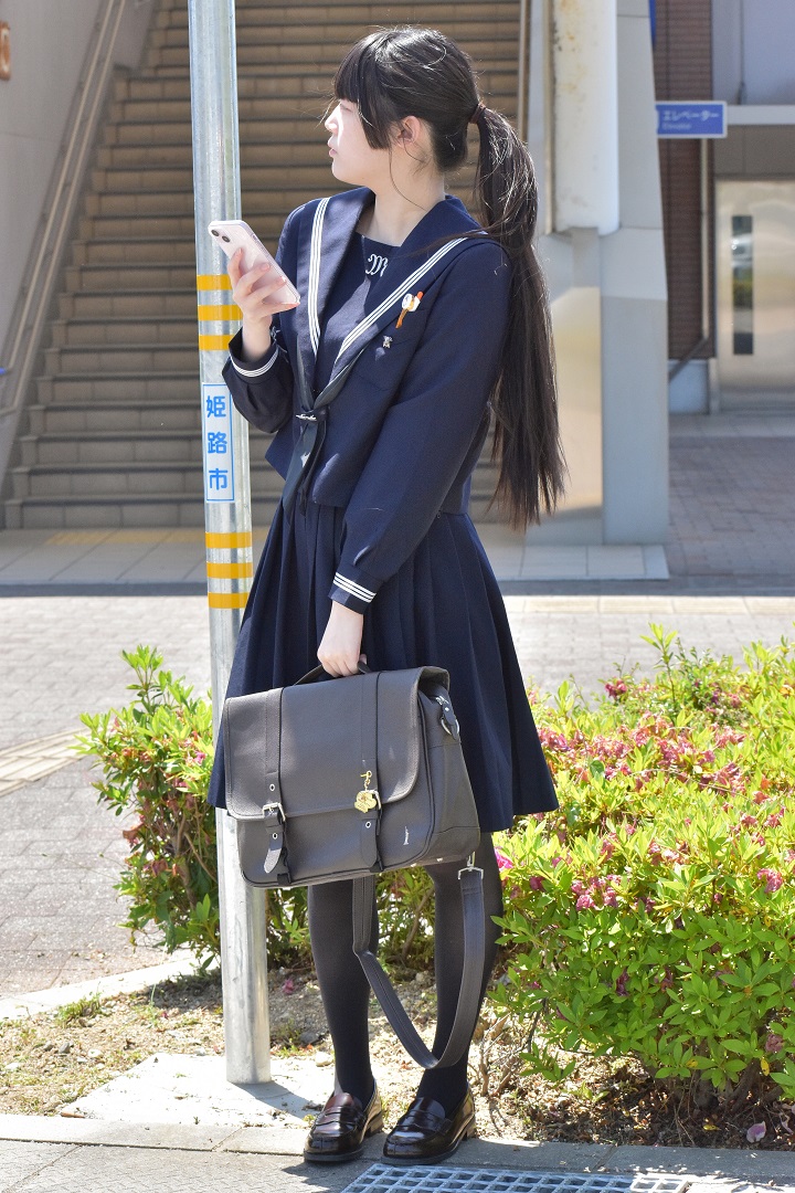 genericsch93201's tweet photo. 第２８回「ジェネリック女子学生™」プロジェクト ��路南高校編の写真です😃
※Twitterで公開している写真はサイズ小さめのサンプル版です※
#女子高生 #姫路市 #制服ポートレート https://t.co/TJMINWrfpg