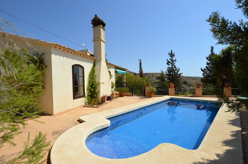 OliveHouseprops's tweet photo. OLV2116 4 bedroom villa &amp; pool in Bedar (Almeria) €479,995
https://t.co/ZrLddbnTZV
🏡 Elegant 4-bed, 4-bath villa near Bédar with a private pool, guest annex, panoramic mountain &amp; coastal views, and spacious terraces.
#SpainProperty #LuxuryRealEstate #VillaWithPool #DreamHome https://t.co/OIamY51yL3