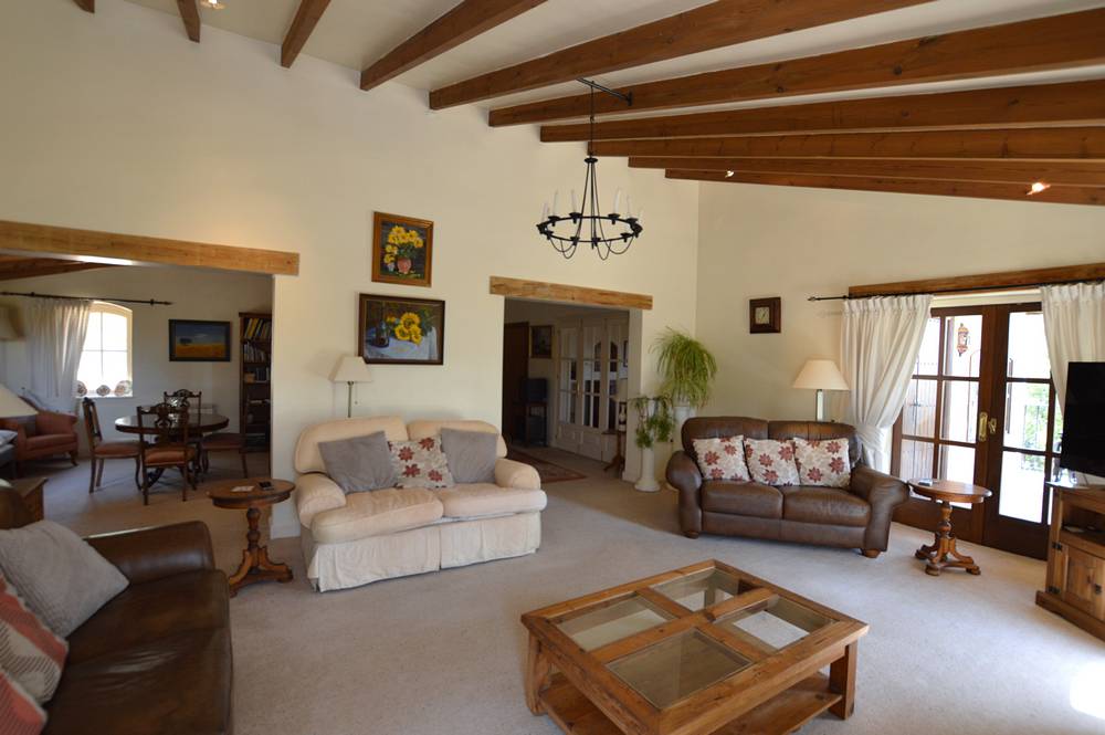 OliveHouseprops's tweet photo. OLV2116 4 bedroom villa &amp; pool in Bedar (Almeria) €479,995
https://t.co/ZrLddbnTZV
🏡 Elegant 4-bed, 4-bath villa near Bédar with a private pool, guest annex, panoramic mountain &amp; coastal views, and spacious terraces.
#SpainProperty #LuxuryRealEstate #VillaWithPool #DreamHome https://t.co/OIamY51yL3