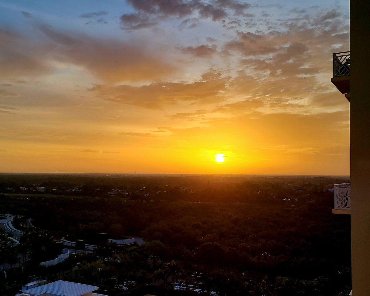 SquarePeg's tweet photo. Good morning from the top of the bottom of Florida. Properly caffeinated and ready for my #osint fix. #osmosiscon https://t.co/mn8G0em4ov