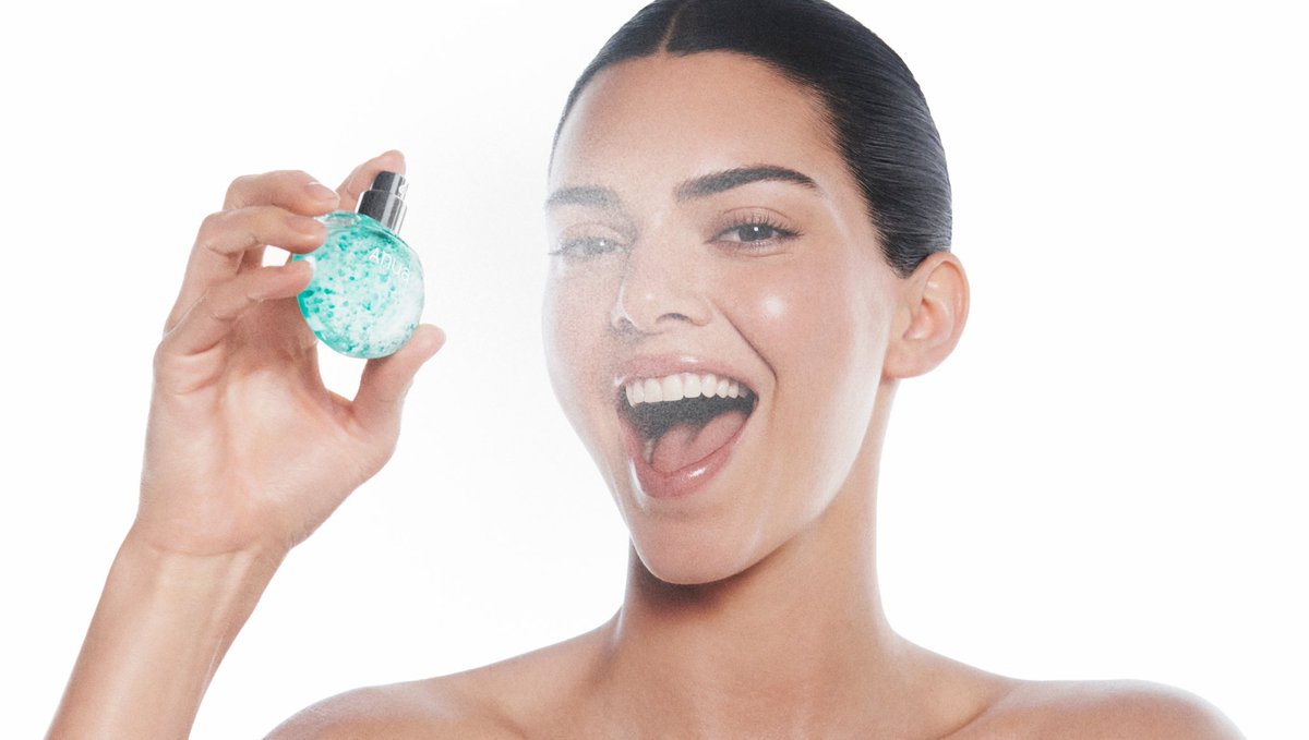 fusbow's tweet photo. 韓国発のスキンケアブランド『Anua』がKendall Jennerをグローバルアンバサダーに任命。

Kendall Jenner Named First Global Ambassador for K-beauty Brand Anua
https://t.co/IK8lL5ix2s https://t.co/YnFdFgche9