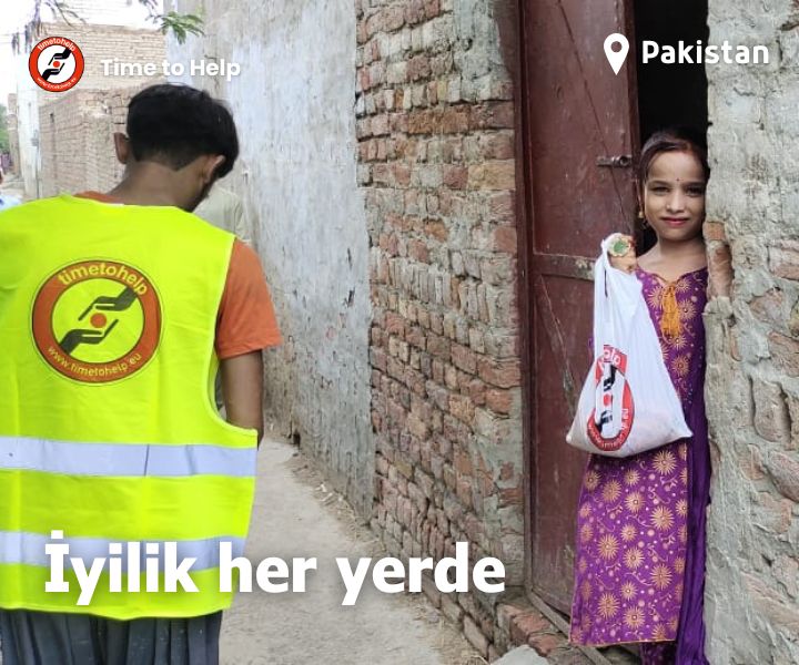 TimetohelpTR's tweet photo. Bu yıl birlikte ulaştığımız sonuçlar:
23 ülkede Kurban organizasyonu gerçekleştirildi.
450 merkezde kesim ve dağıtım süreçleri yürütüldü.
1,5 milyon ihtiyaç sahibine kurban eti ulaştırıldı.
https://t.co/wemb0SjmFe https://t.co/FYWWfE0KEu