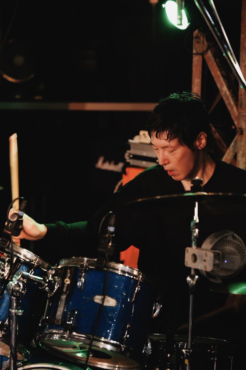 Yao_Aky's tweet photo. fresh! 新宿Loftありがとうございました🎷

わたし達常々電気風呂に入ったのと同じ効能を得れるようなライブをと心掛けてますが、
2年振りのご入浴いかがだったでしょうか♨️⚡️

luvliminall素晴らしいステージでしたね
バンド感増し増しで強力でした👏

それにしても八木ちゃんめっちゃ良いドラマーやなと改めて🥁

次はまたこっちが誘います🔥

Photo by
@you_camera26
