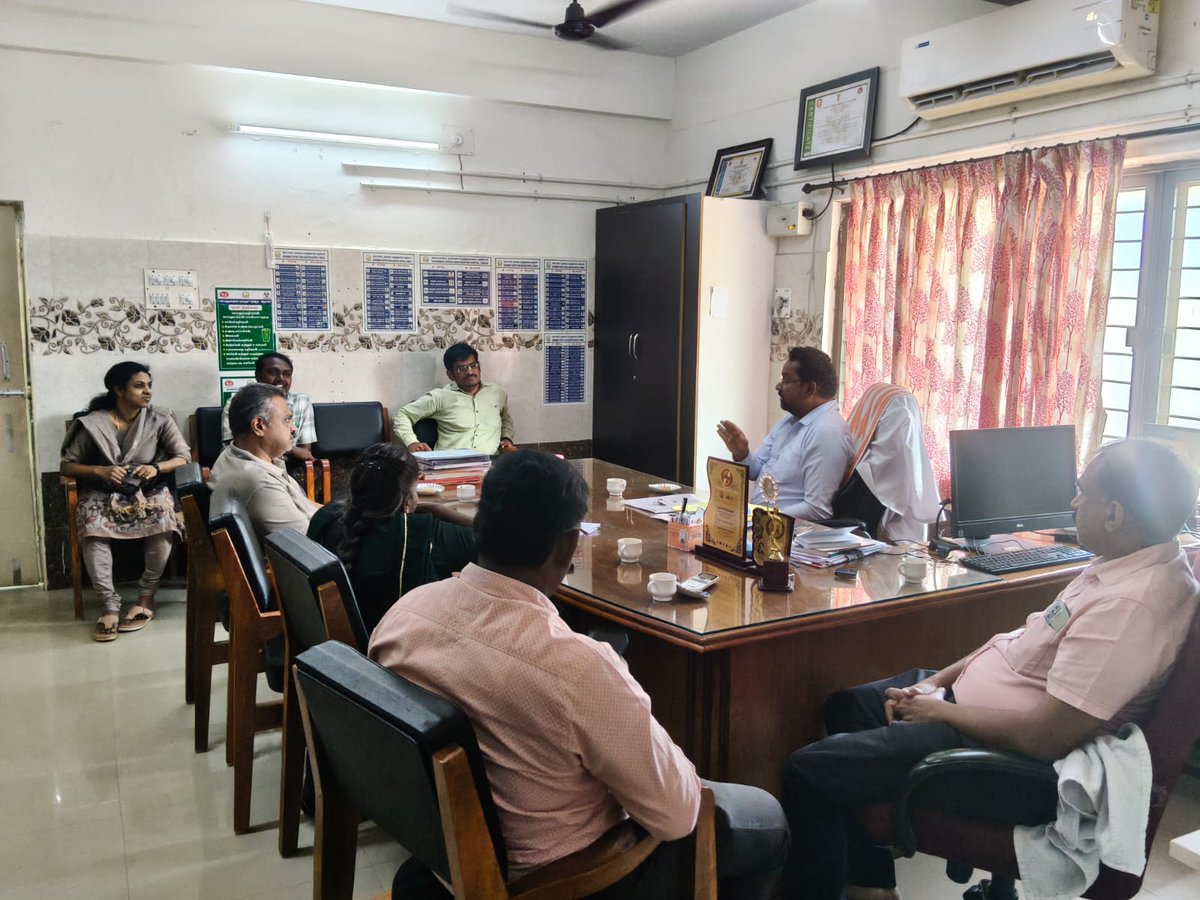 thinak_'s tweet photo. its a communication the State secretary (DMS) of TNGDA sent to me. the meeting organised at Tenkasi District Govt Headquarters Hospital. below Tamil content is just as received. 

பெண்கள் குழந்தைகளுக்கு எதிராக பாலியல் கொடுங் குற்றம் செய்தால் இனி "கட்"

தென்காசி மாவட்ட அரசு டாக்டர்கள் சங்கம் சிறப்பு தீர்மானம்

தமிழ்நாடு அரசு டாக்டர்கள் சங்கம் தென்காசி மாவட்டம்

பொதுக்குழு கூட்டம் 26.05.2026

சிறப்பு தீர்மானம்:

பெண்கள் மற்றும் குழந்தைகள் நலன் & பாதுகாப்பு

குழந்தைகள் மற்றும் பெண்கள் மீது நடத்தப்படும் பாலியல் தொந்தரவுகள் மற்றும் கொலைகள் ஆகியவையை தென்காசி மாவட்ட தமிழ்நாடு அரசு டாக்டர் சங்கம் (TNGDA) வன்மையாக கண்டிப்பதோடு, அரசுக்கு பின்வரும் வேண்டுகோளை வைக்கிறது

பாலியல் கொடும்குற்றச் செயல்கள் மற்றும் கொலை செய்யப்படும், பெண்கள் மற்றும் குழந்தைகளை உடல் கூராய்வு செய்யும் மருத்துவர்கள் சொல்லல்லா துயரம் அடைகின்றனர். இதனால் மிகுந்த மன உளைச்சலுக்கு ஆளாவதோடு, இதனை முழுவதுமாக நிறுத்த அரசு கடுமையான சட்டங்கள் ஏற்றுவது இக்காலத்திற்கு மிகவும் தேவையானதாக உள்ளது என அனைத்து அரசு மருத்துவர்களும் கருதுகின்றனர்.

பாலியல் துன்புறுத்தல் செய்து கொலை செய்யும் குற்றவாளிகளுக்கு, நீதிமன்ற வழங்கும் தீர்ப்போடு சேர்த்து, அவர்களின் ஆணுறுப்பை அறுவை சிகிச்சை மூலம் முழுவதுமாக நீக்குவது(Total penilectomy & Chemical/Surgical castration) குறித்து சட்டம் இயற்ற இச்சங்கம் தமிழக அரசுக்கு கோரிக்கை வைக்கிறது.

பெண்களும் பெண் குழந்தைகளும் நமது நாட்டின் பொக்கிஷங்கள்.

வாழ்க தமிழ்

மரு. இரா ஜெஸ்லின்,
மாவட்டத் தலைவர்
தமிழ்நாடு அரசு டாக்டர்கள் சங்கம் தென்காசி மாவட்டம்