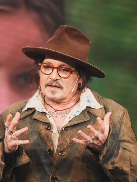 Johnny depp cares tweet media