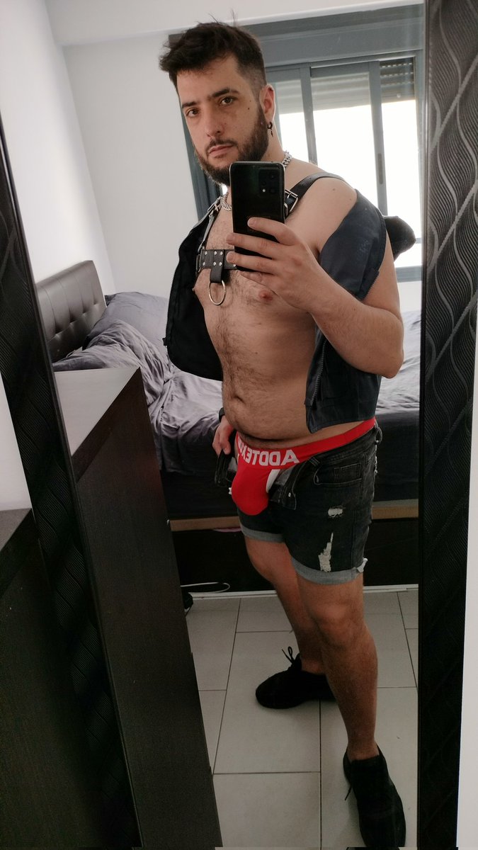 JockstrapWan's tweet photo. Un poquito aquí, un poquito allá https://t.co/aQvMaOYjtS