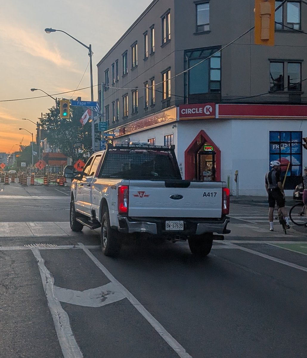palanski's tweet photo. @TTChelps Hi there! Yesterday around 5:45 a.m., this TTC vehicle ran a red light at Logan and Danforth, headed east, while doing about 80 kmph in a 40 kmph zone. Especially egregious given there were many cyclists out there headed to the @Baycrest Bike for Brain Health. Thank you https://t.co/hmq2XgjkQE