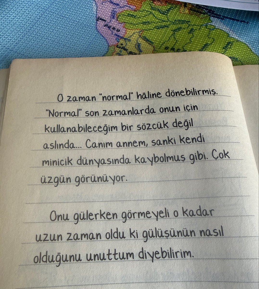 milagrn1's tweet photo. Çocuk kitapları insanı perperişan edebilir https://t.co/nuj61Mxz2E