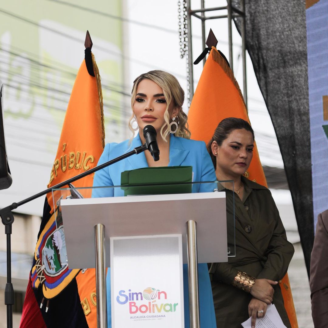 raulbrindis's tweet photo. La política María Fernanda Vargas @Maferitavargas celebra su cumpleaños; nació #UnDiaComoHoy 1 de Junio de 1990 en Ecuador. https://t.co/DcfkhzykhB