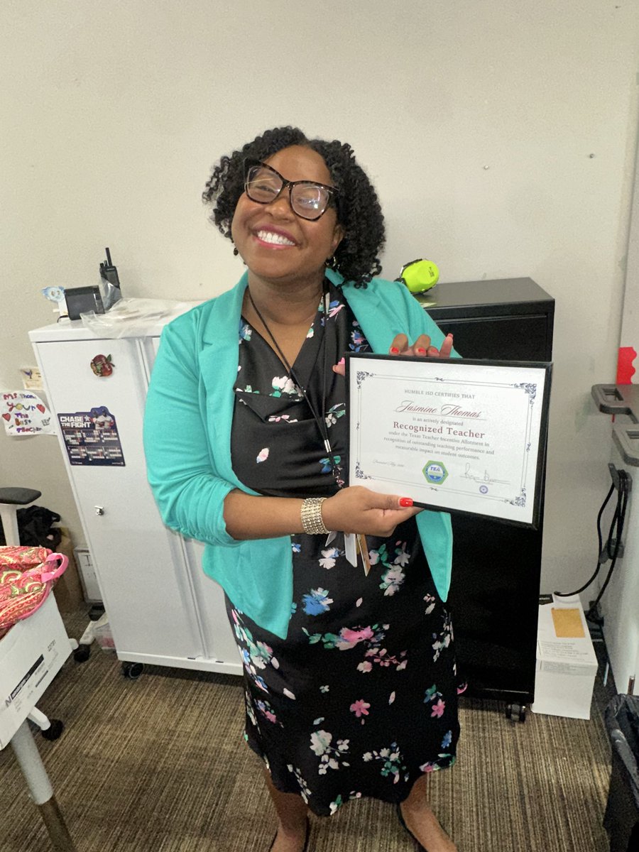 TrinaB2021's tweet photo. We are so proud of all our teachers. Teaching is rewarding experience &amp; our Blue Jays benefit from high quality instruction each day. We are so to celebrate our TIA teachers. @HumbleISD @HumbleISD_ACE @LisaNewcomb_ace @MHodges_ACE https://t.co/Qh7EiXF0c4