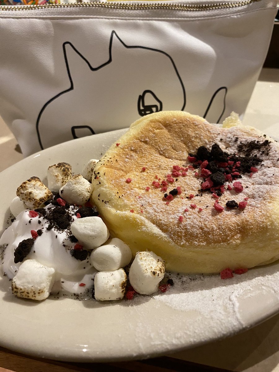 PeanutMachine_1's tweet photo. 焼きマシュマロパンケーキ😇 https://t.co/89DTmF4qMv