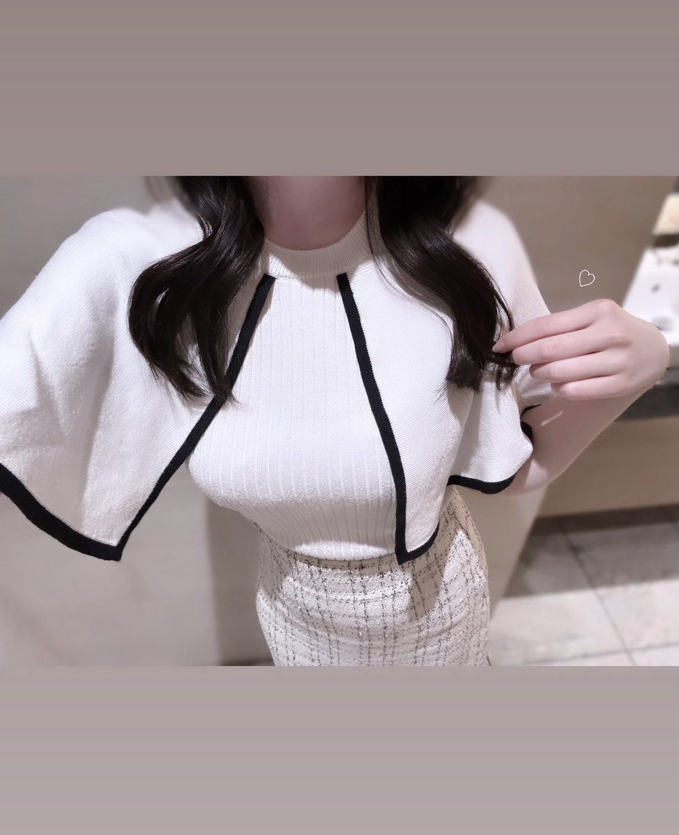 hapicham_'s tweet photo. 美容師さん曰くぎりミディアムではないらしい꜀^. ̫.^꜆ https://t.co/K6KfXs2mft