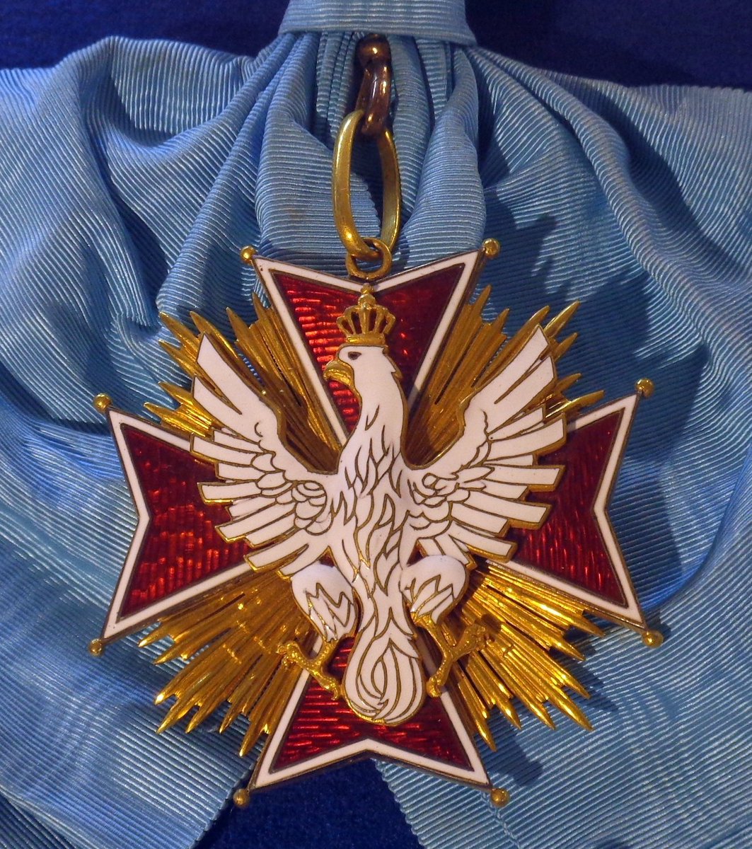 falledlenin's tweet photo. Також російська імператриця Катерина ІІ, яка повністю знищила польську державу, була нагороджена Орденом Білого Орла у 1787 році і досі не позбавлена його. Це значить що російський імперіалізм дозволений у Польщі, на відміну від заборони ОУН-УПА? https://t.co/nQvClx0qg3
