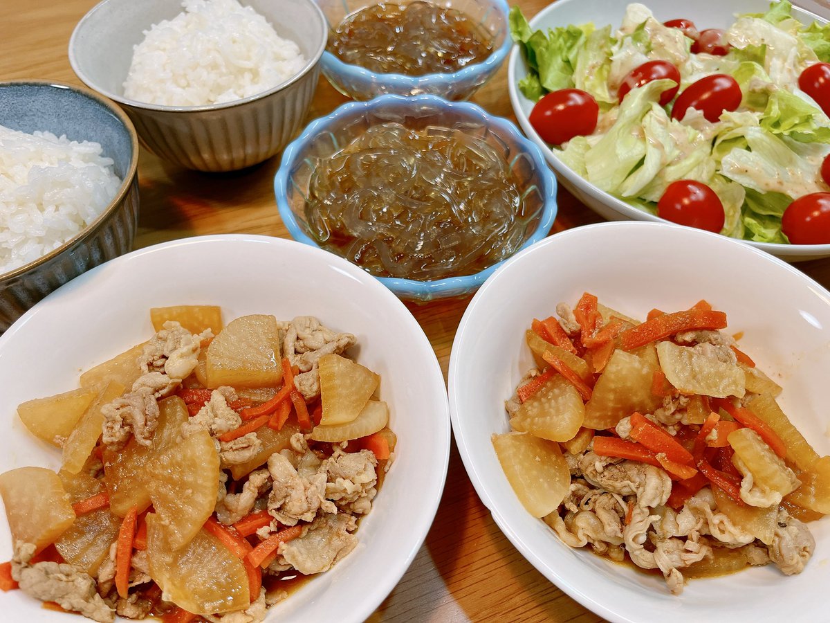 gohan_orange1's tweet photo. 豚肉と大根炒め煮
サラダ🥗
ところてん
#おうちごはん
#しんどいけど頑張った https://t.co/zyzSTwfBbJ