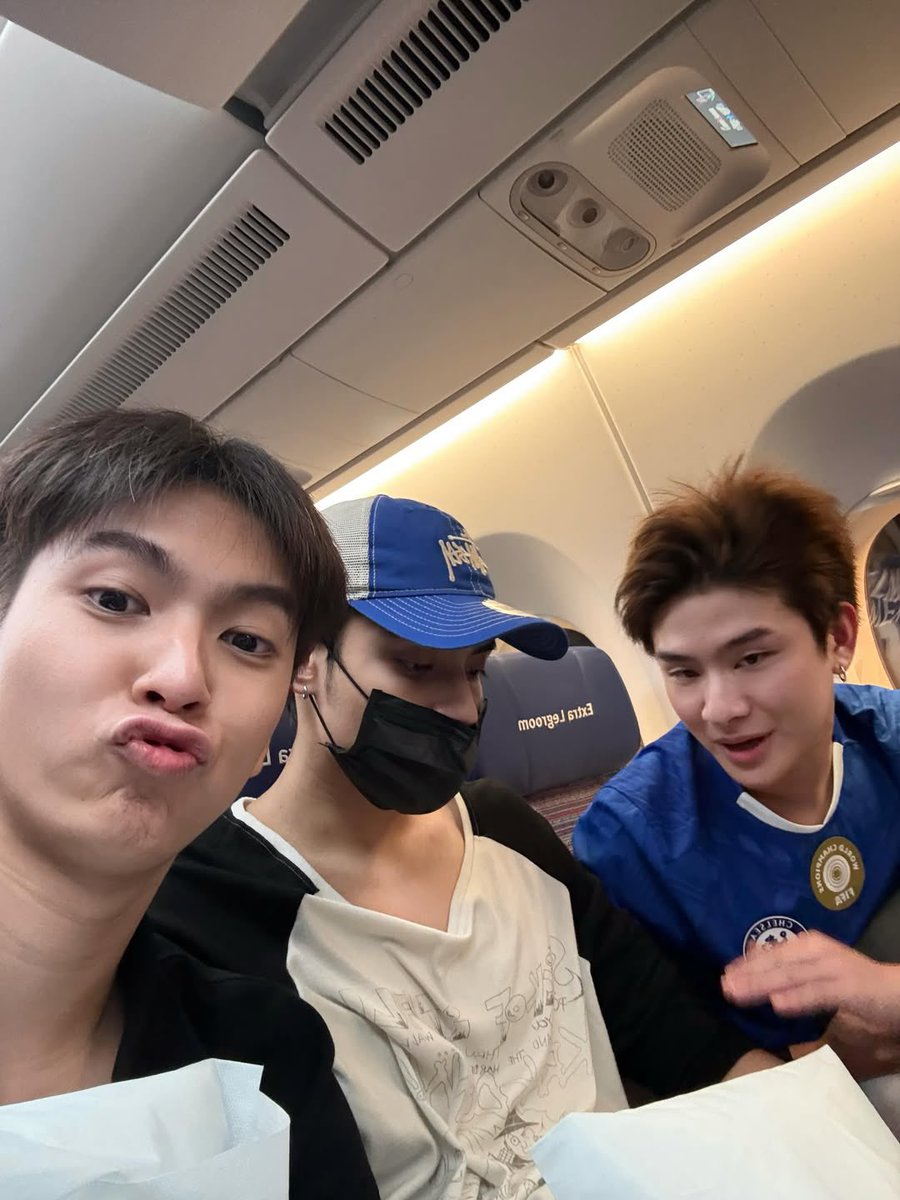 THAIPERARCHIVE's tweet photo. 2026.06.01
from copper.busofficial’s ig

— #THAIchayanon #COPPERdechawat https://t.co/rNOev5TUBY