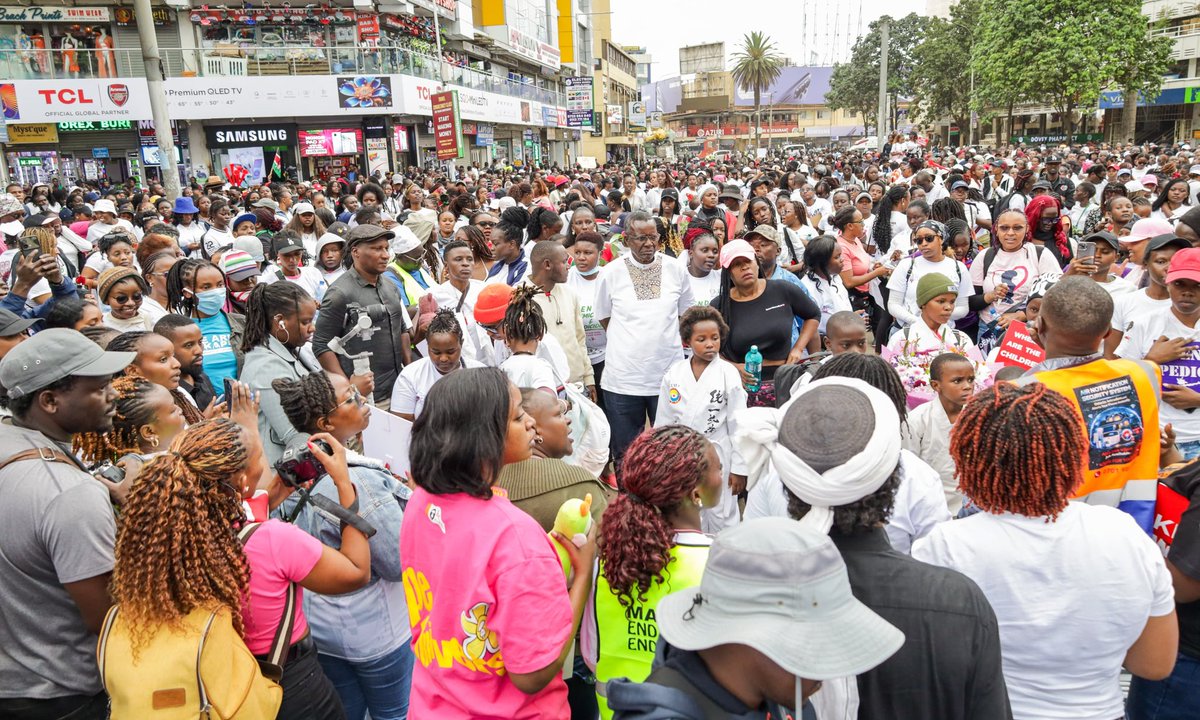 UGMParty's tweet photo. Today, @dkmaraga joined Kenyans for the Women's National Memorial Protest against femicide and pedocide in Kenya.

Our Constitution guarantees every person the right to life, human dignity and access to justice. It also guarantees every child the right to protection from abuse and harm.

As a nation, we must uphold these constitutional guarantees and ensure that every woman and child is safe, protected, and lives free from fear and violence.

#UGMParty #Kumekucha