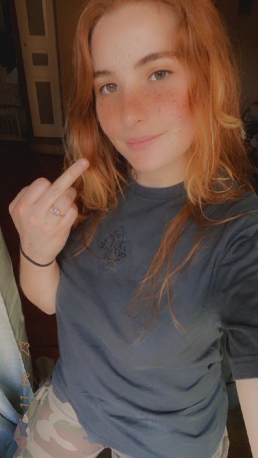DeesseLou2000's tweet photo. Tous au pied de Déesse Lou 💶
Et on aboie avec offrande ! 

@Brun0Parent @samdoggy5 

• Paypig • Moneyslaves • Soumis • Moneyslave • Findom • Fétichiste • Moneymiss • Domina • https://t.co/d1RX0stFNW