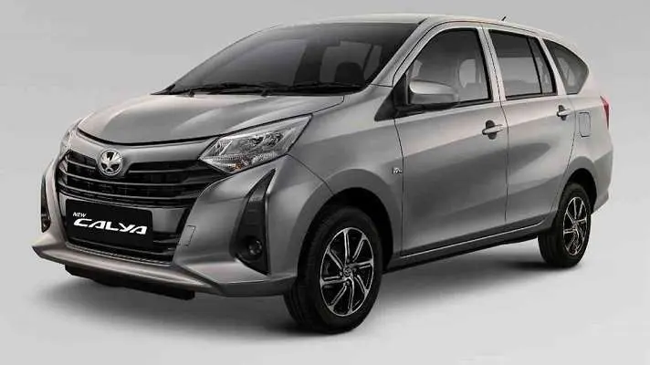BapakKerja's tweet photo. pak, selain 4 mobil ini:
- avanza, xenia, calya, sigra

mobil apalagi yg cocok dijadiin mobil pertama buat keluarga? https://t.co/xkF5CsVfej