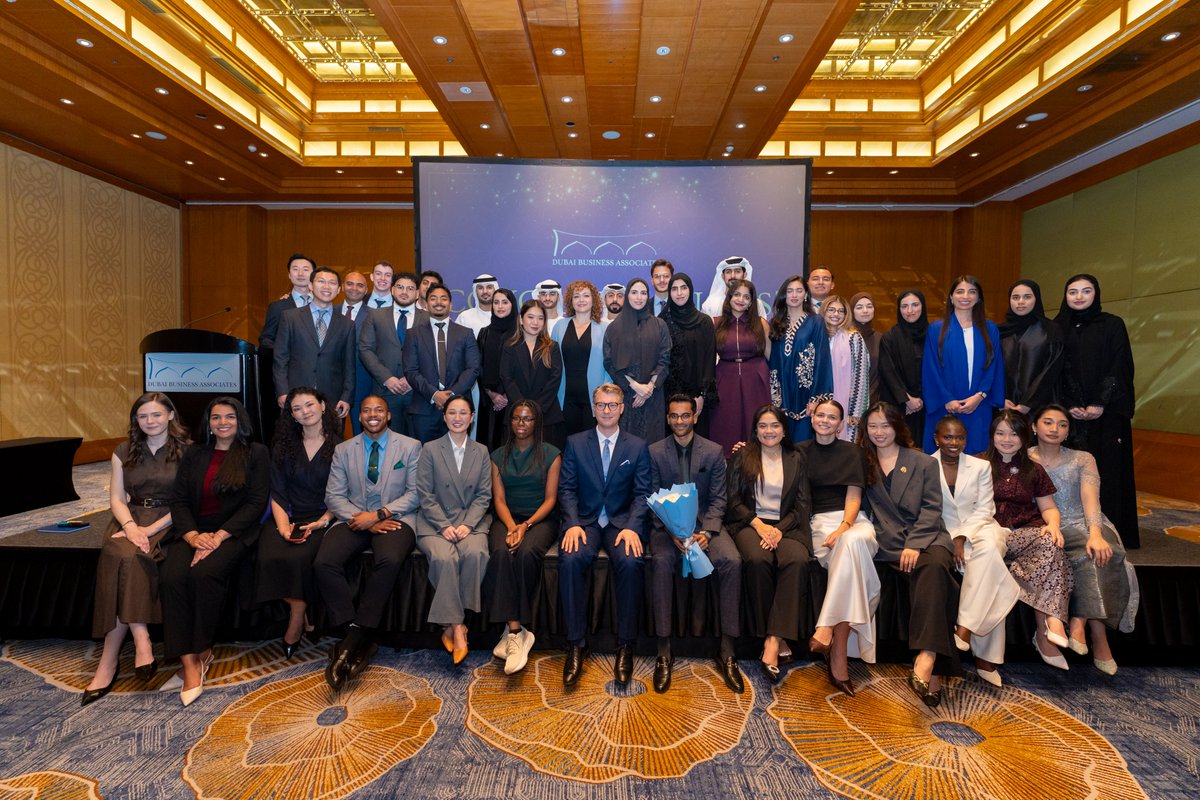 DBA_Programme's tweet photo. Congratulations to the Dubai Business Associates Year 11 cohort.

Representing 21 countries, including 12 Emiratis, these 37 Associates have successfully completed one of the world’s most competitive graduate programmes. https://t.co/AdH9LHgFEg