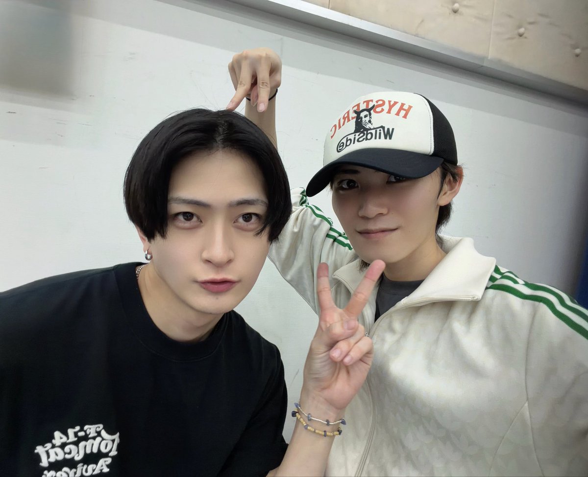 aoiranju0918's tweet photo. こーたくんとー
#テニミュ https://t.co/6MSXkbWJGh