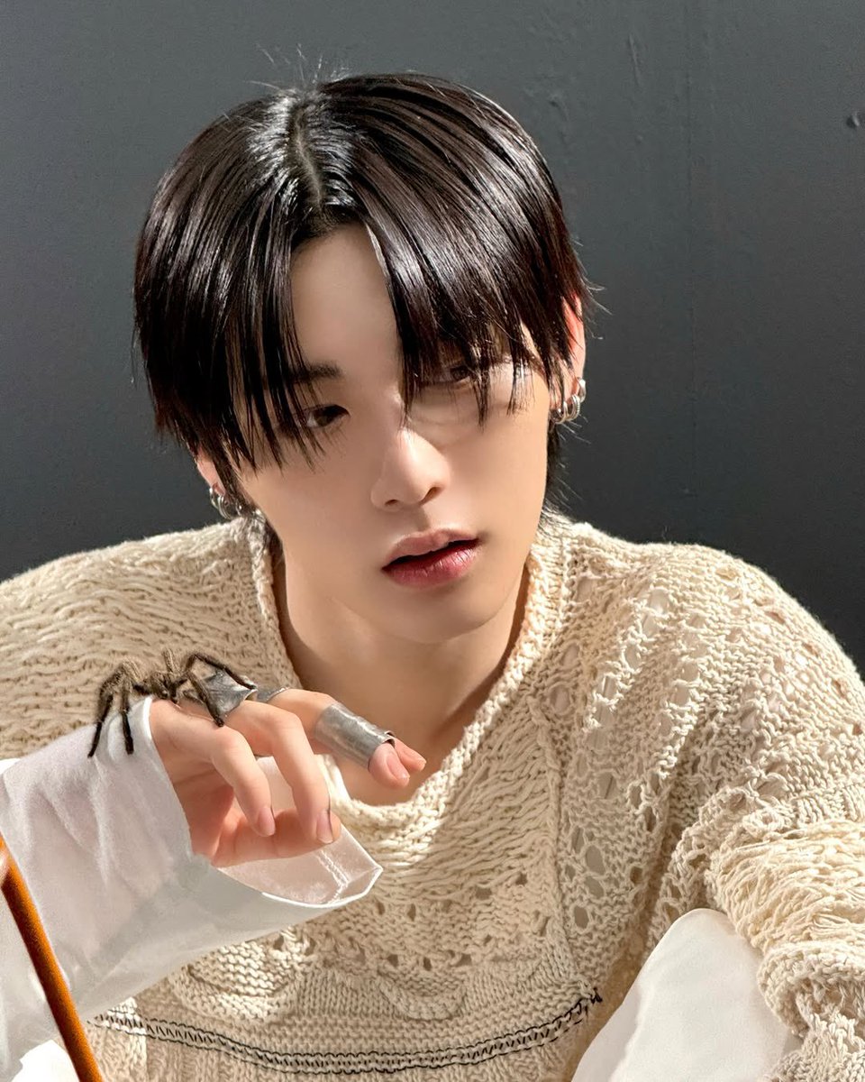 bndwiki's tweet photo. 📷[#HOME #INSTAGRAM] 260601 #BOYNEXTDOOR TAESAN #태산 

⚠️ trigger warning ⚠️

𝘞𝘌𝘈𝘝𝘌𝘙🕸️ 

🔗 https://t.co/XRXN8N90Yx https://t.co/eIxWJ0MEmE