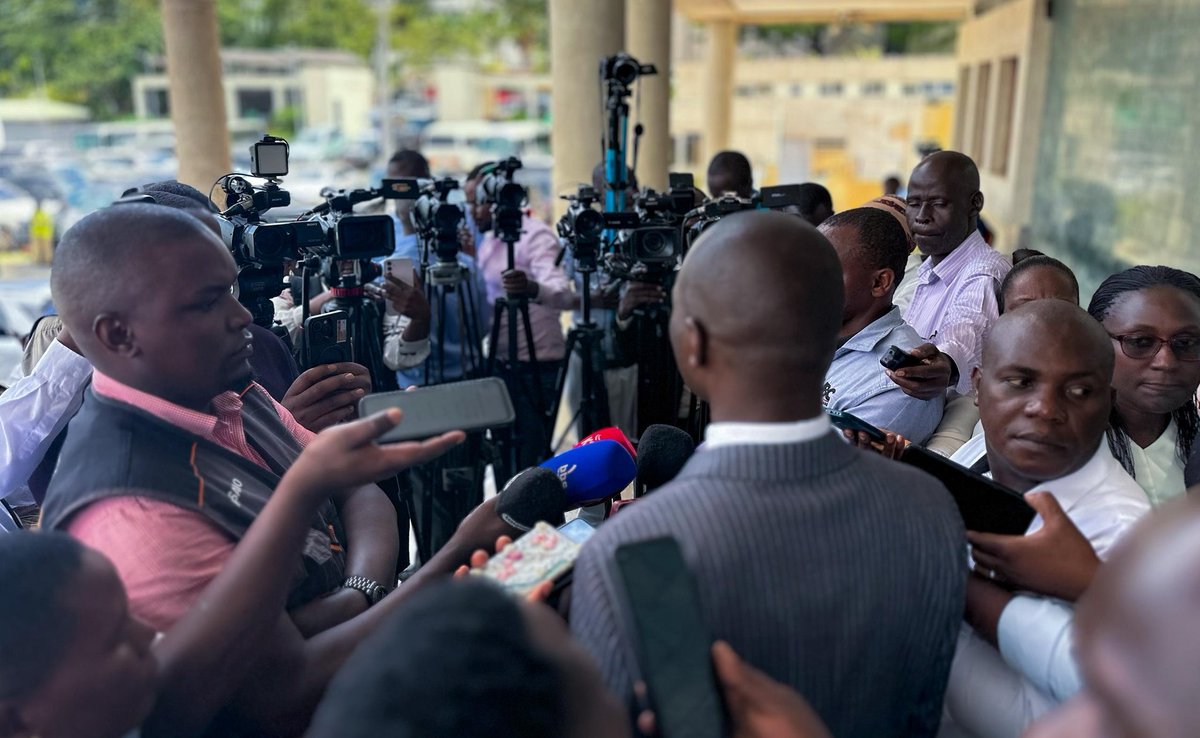 MNathan26's tweet photo. Minister of Works and Transport Hon @HonByamukama addressing journalists at @Parliament_Ug after interfacing the appointments committe . https://t.co/LztzwKWZo6