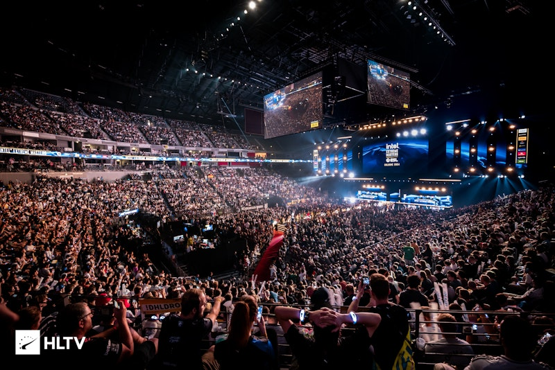 CS2Universe's tweet photo. Counter-Strike. https://t.co/PQin4qY5Vh