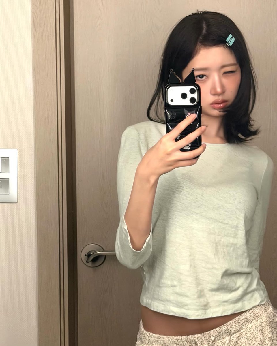 4orrei's tweet photo. 260601 레이 인스타그램

♬*゜*•.¸¸𓆩🍓𓆪 ♬*゜*•.¸¸♪* https://t.co/nQw7EyuJ1p