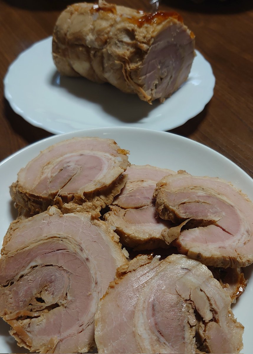 1982SPEED's tweet photo. 頂き物の豚(チャーシュー)最高！😋
ありがとうごさいます🙌🙌 https://t.co/1LwlTCSfRc