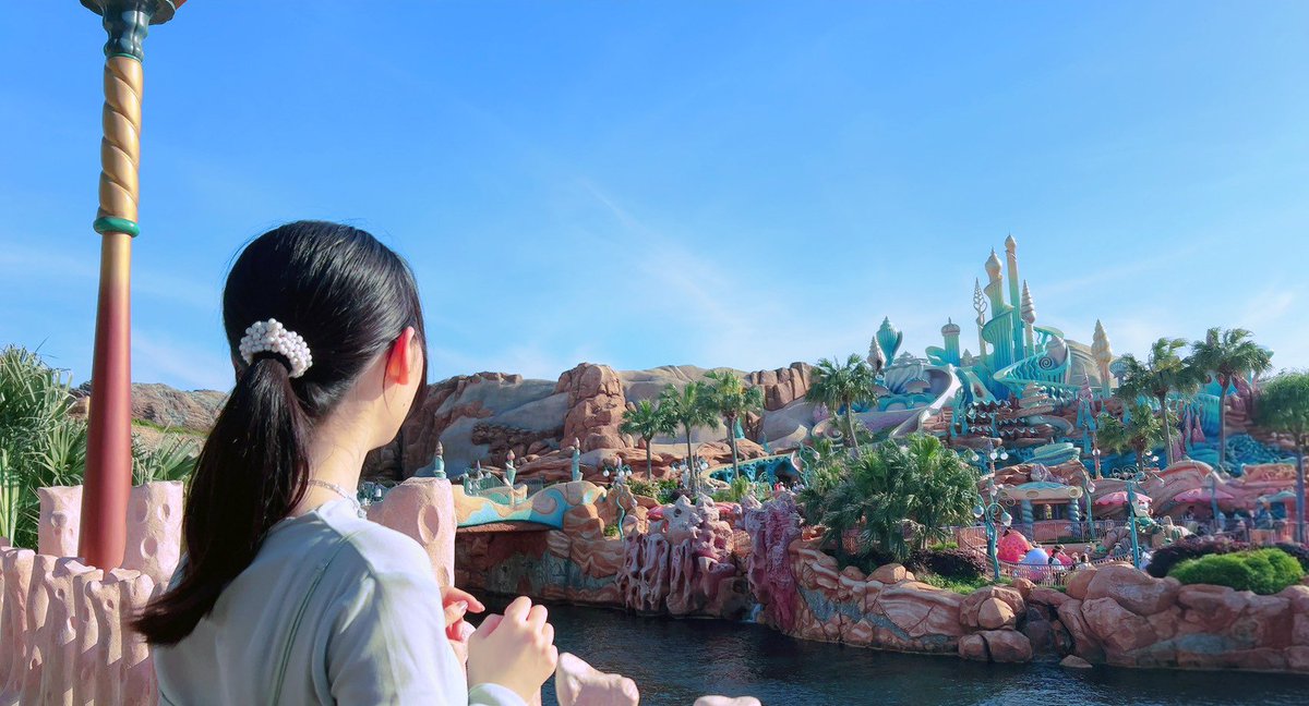 mizuki_minamori's tweet photo. 心の友、渡 紗央梨ちゃんと
ディズニー行ってきました🌊✨

楽しすぎて時間があっという間に溶けた…
また一緒に行きたいな〜っ🫶🫶

風鬼強だった〜！笑
でも快晴で景色最高でした☀️ https://t.co/29tx2xPQkz