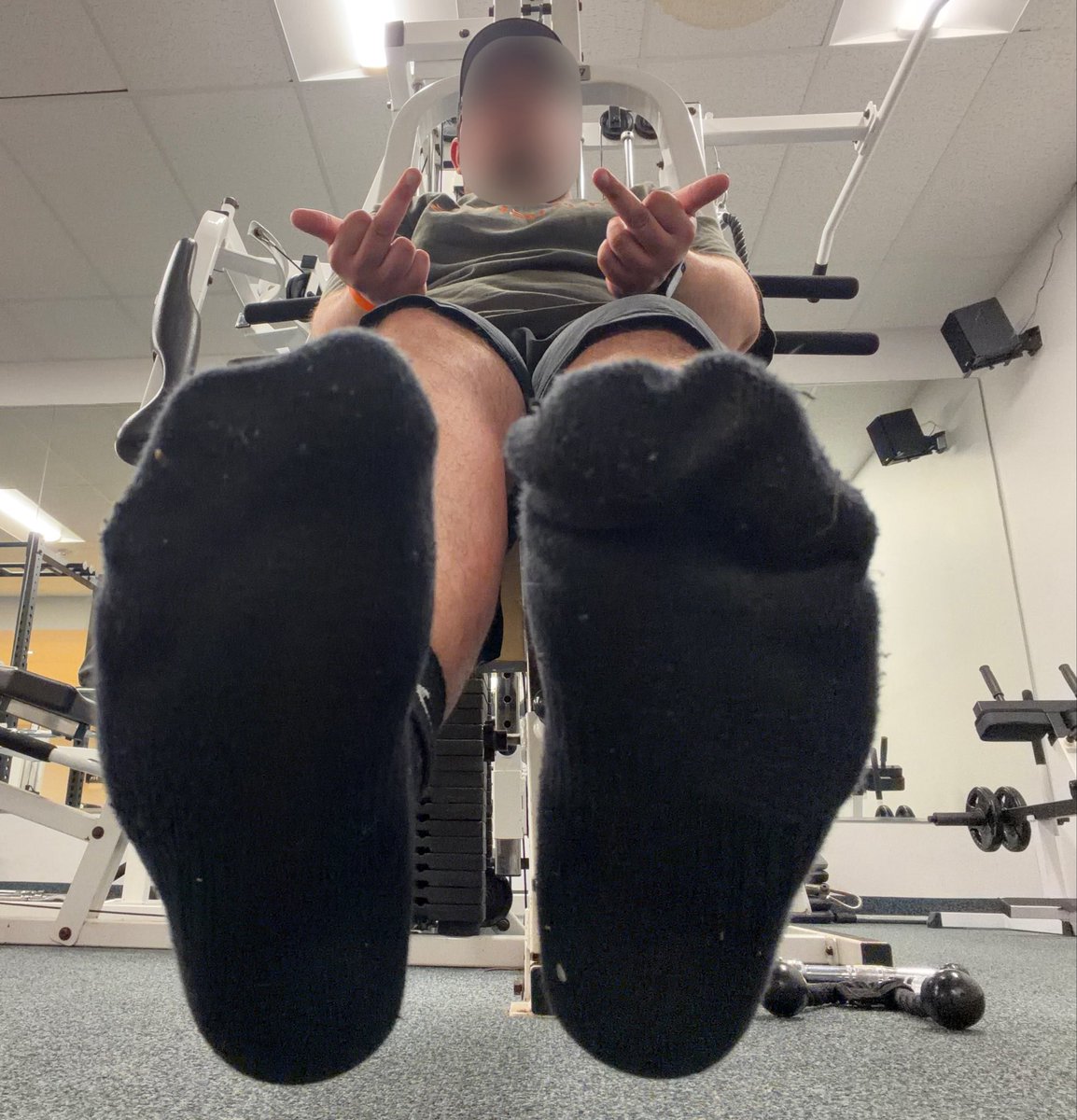 AlphaSoleChar's tweet photo. Who’s gonna be brave enough to sniff my sweaty socks between reps? 😏🧦💀

#FootDom
#FootDomination
#FootWorship
#FootControl
#FootTease
#FootPower
#FootFetish https://t.co/szXSyFEMdD