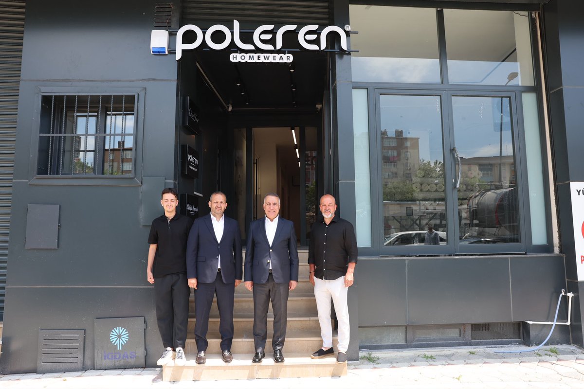 avadursun's tweet photo. Belediye Meclis Üyemiz, Poleren Homewear Yönetim Kurulu Başkanı Erol Koç’u ziyaret ederek sektörle ilgili fikir alışverişinde bulunduk.

Misafirperverliği için kendisine teşekkür ediyor, bereketli kazançlar diliyorum. https://t.co/pwKwP2yHVI