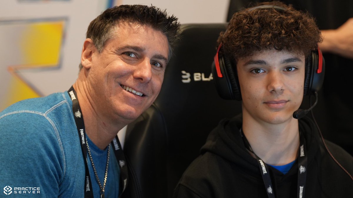 MonsterDface's tweet photo. Parent appreciation post.

• You guys lead with strength.

It’s not until the years go by you realize that the months and years of your hard work have achieved things that are truly remarkable 👇🏼

Shout out to all the parents. Pro, creator or coach 🙏🏼 https://t.co/8FBDRz8oB3