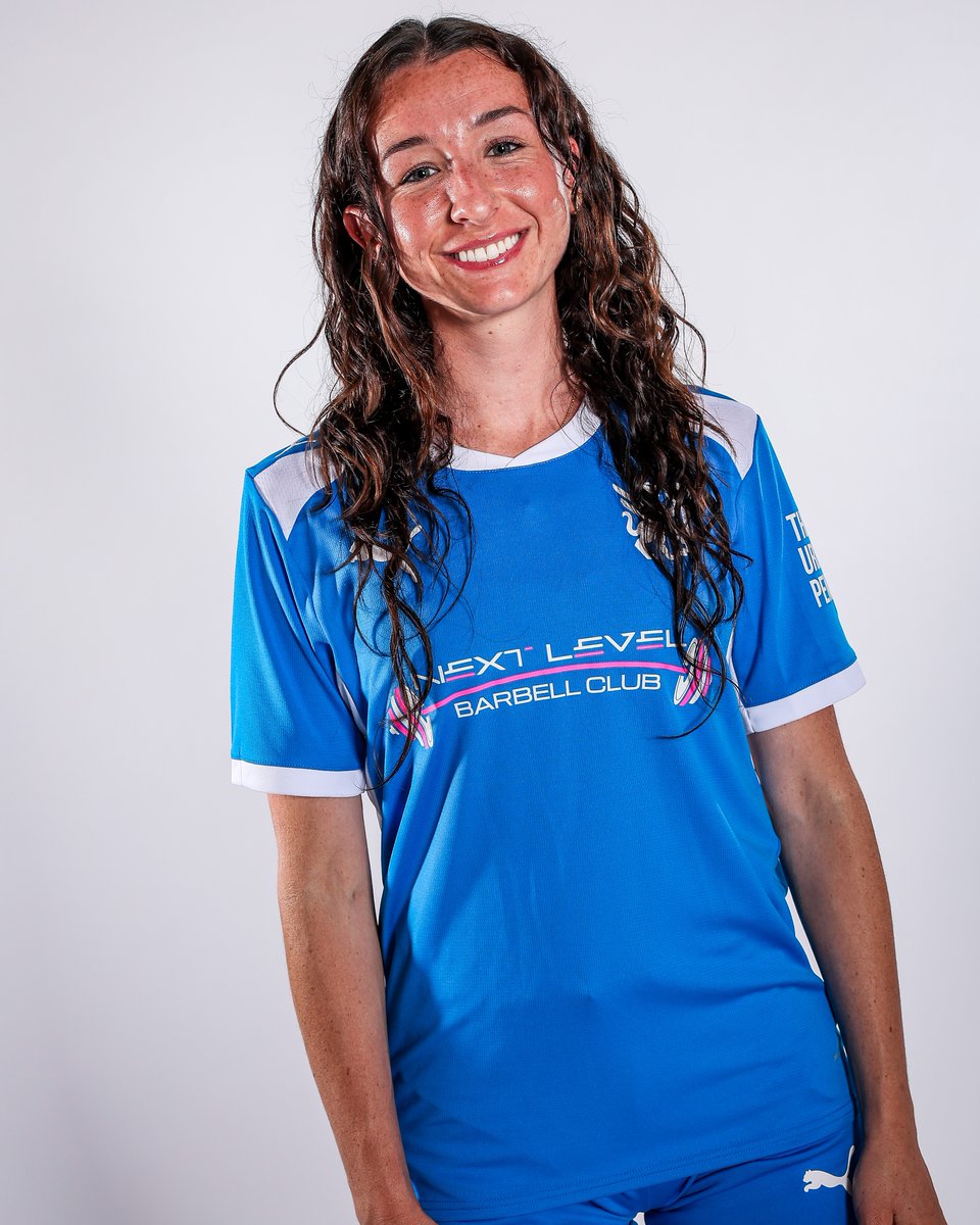 theposh's tweet photo. 😍

Shop our 2026/27 Replica Women's Home Kit, in-store and online now. 

#pufc