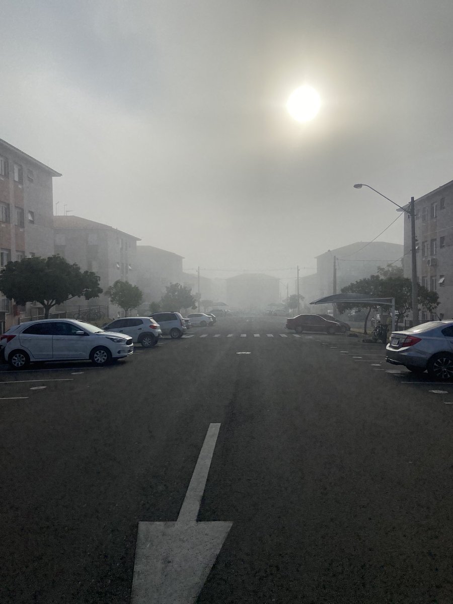 FernandoTittz's tweet photo. Real life engine gotta be struggling with rendering distant objects today https://t.co/HqFSyTPPm0