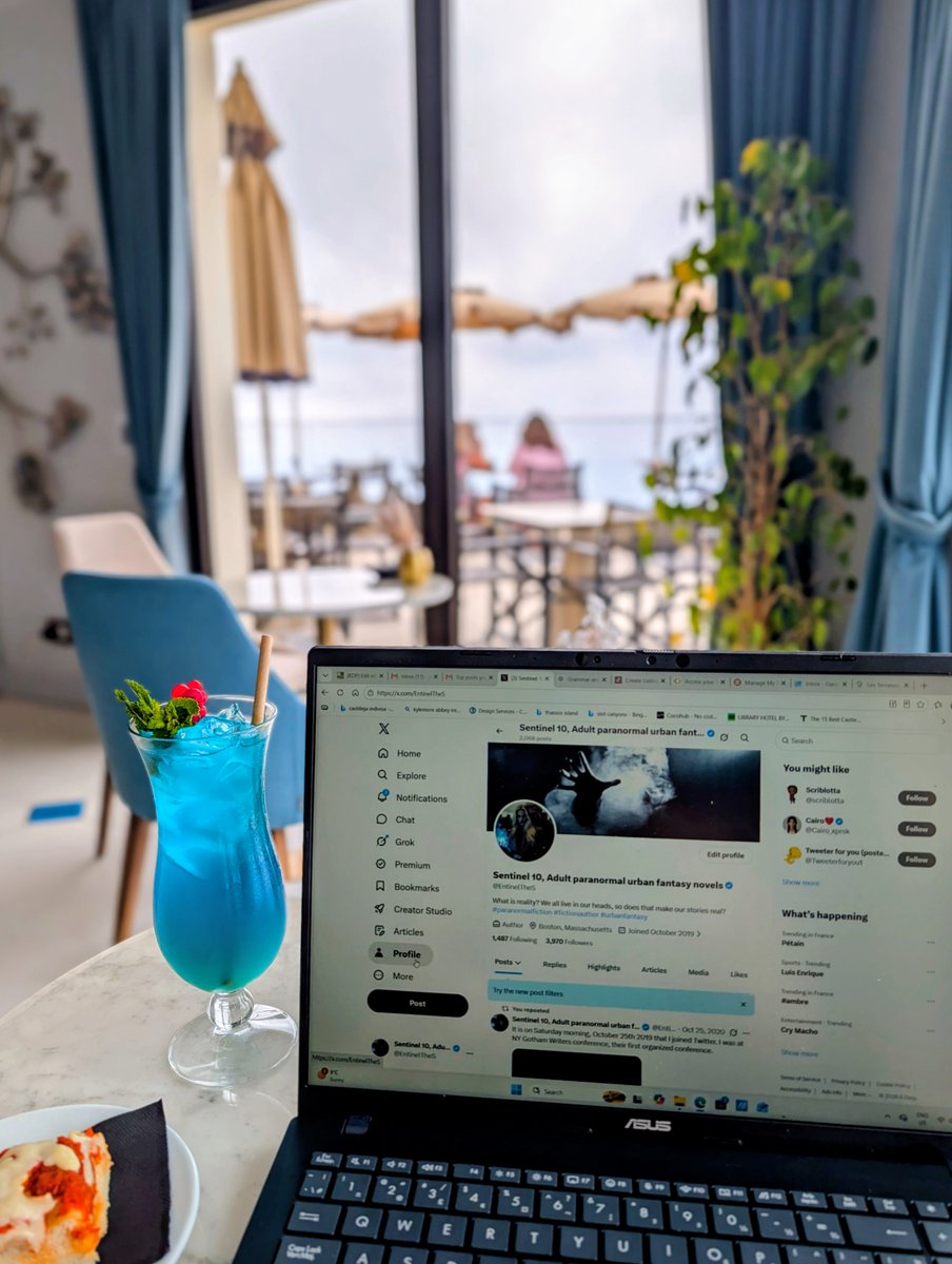 EntinelTheS's tweet photo. Currently coming back to X-Twitter while on vacay in Cote D'Azur, Hotel les Terrasses d'Eze, France. Got their Tillac cocktail, cheers https://t.co/IOxqUMsk2U