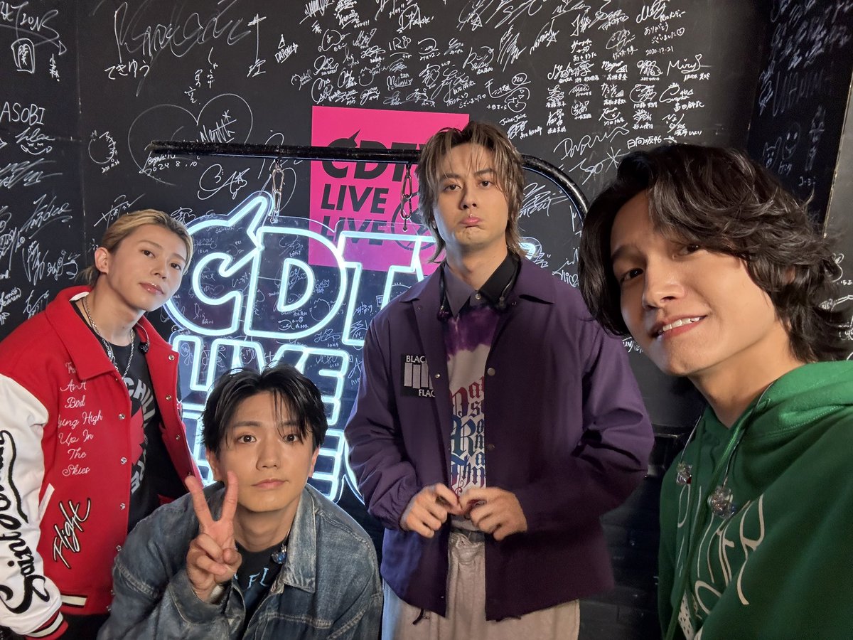 masyamel0's tweet photo. パフォーマンス最高すぎました🎶✨💕︎︎ https://t.co/hq1pq9I4zH