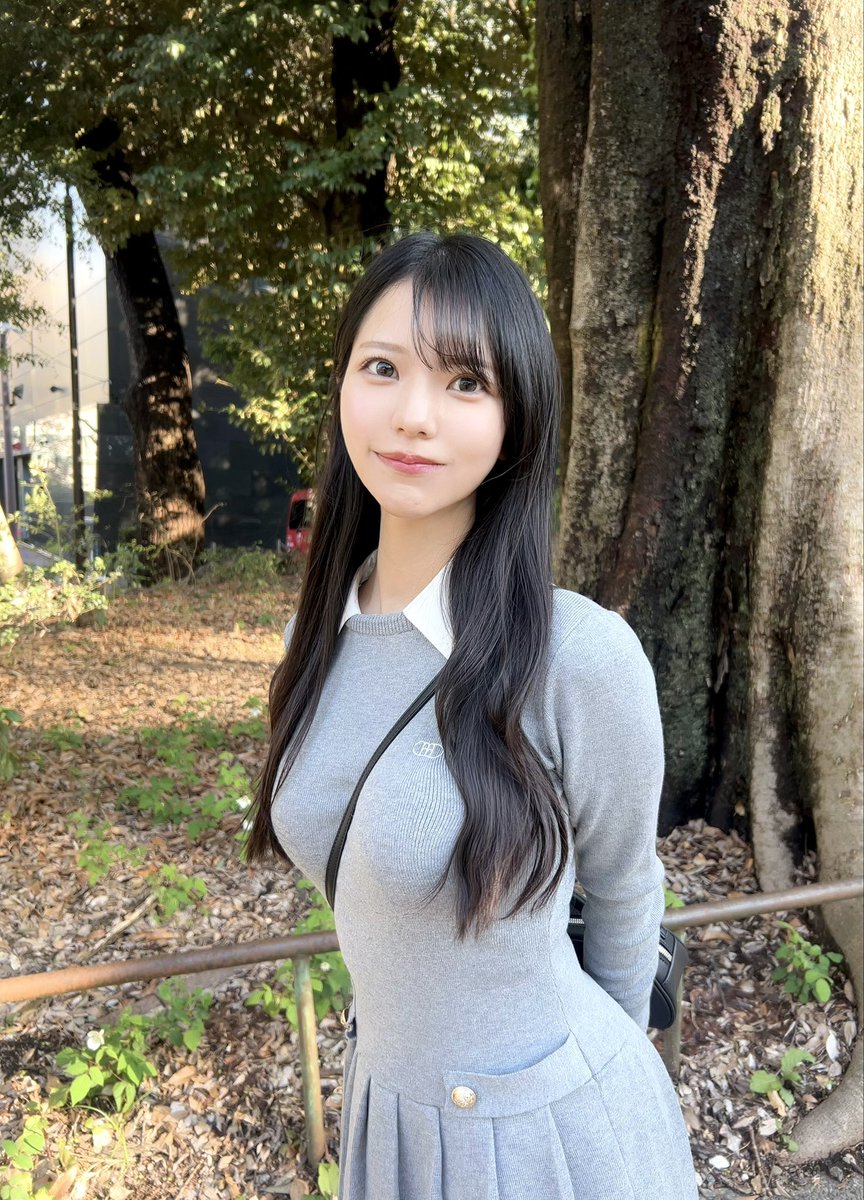 yuunouicchi's tweet photo. 『浅野こころ』

◇デビュー日
2023年3月28日

◇生年月日
2002年6月11日　23歳

◇身長と3サイズ
156cm　83-56-85cm Eカップ

◇イッチのコメント–
仙台出身で、NHK朝ドラヒロイン最終オーディションまで残ったという経歴が納得できる清楚系美少女。
デビューして以降、S1専属として着実に人気を伸ばしていっとるで！
最近はお洒落で覚え辛い名前がΛV女優にも多いなと思ってた。そんな中「浅野こころ」という文字列は何とも覚えやすく美しい！
名前の覚えやすさって知名度を上げていく上でかなり重要やと思う。