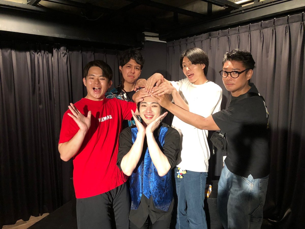 TOS_201's tweet photo. 【秋の鹿は笛を踏む】通し稽古参加して来ましたー☺️
初期位置はランダムですが、最後には全ての欠片が繋がります！
参加する方は、色んなキャストに声をかけて、気になる事を質問してみてください！
更に没入できます！
1回でも楽しめるんですが、お時間の都合が合う方は2度3度参加するのをおすすめします！
みんなリポストしてね！
https://t.co/xZgyN9ZgFM
#秋笛