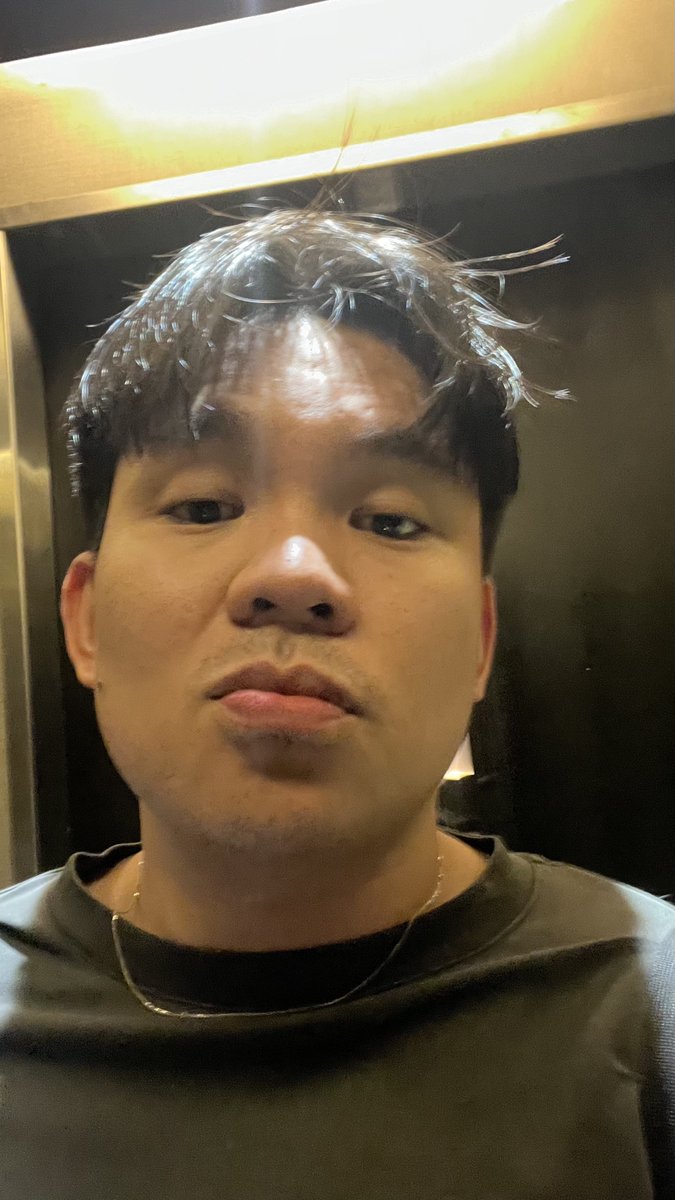 geofjorge's tweet photo. 🤨 https://t.co/BcOeqobUPy