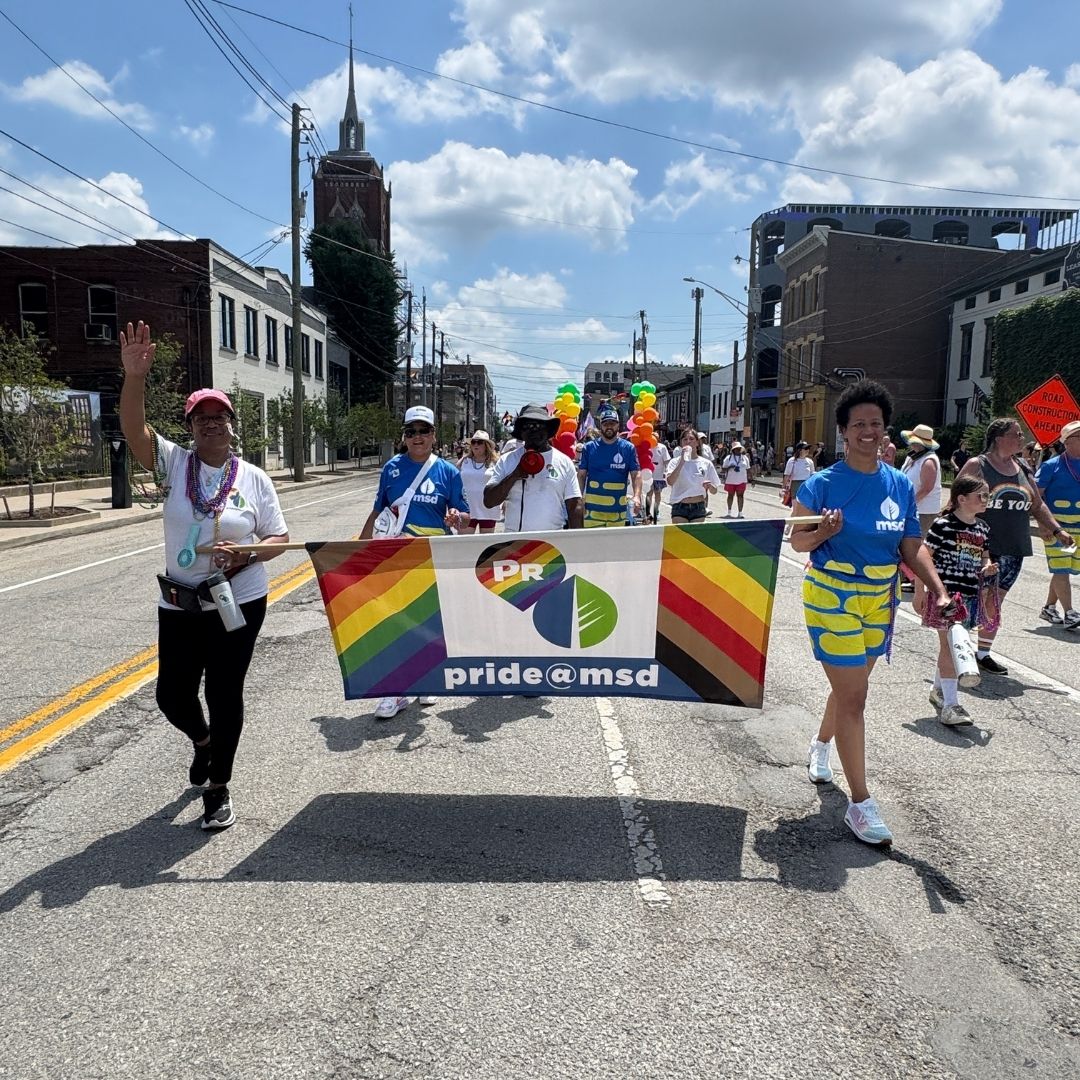 louisvillemsd's tweet photo. Happy Pride Month! Flush hate. ♥️🧡💛💚💙💜

#Pride #PrideMonth #LouisvilleMSD https://t.co/YmtQ6vJRwe