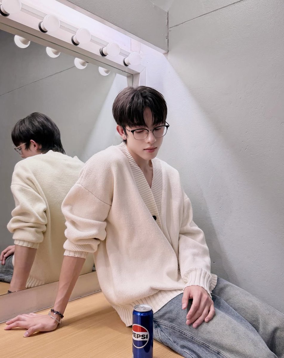 PROXIE_PH's tweet photo. [05.30.26] ig update
📸 onglee.proxie

💌 Secret hahaha 😆😆

#เป๊ปซี่ซ่าหน่อยมั้ย #เป๊ปซี่ซัมเมอร์นี้ซ่าไม่จบ #PROXIEth #PROXIEOnglee #PROXIE_PH https://t.co/DrYT6QY2gv