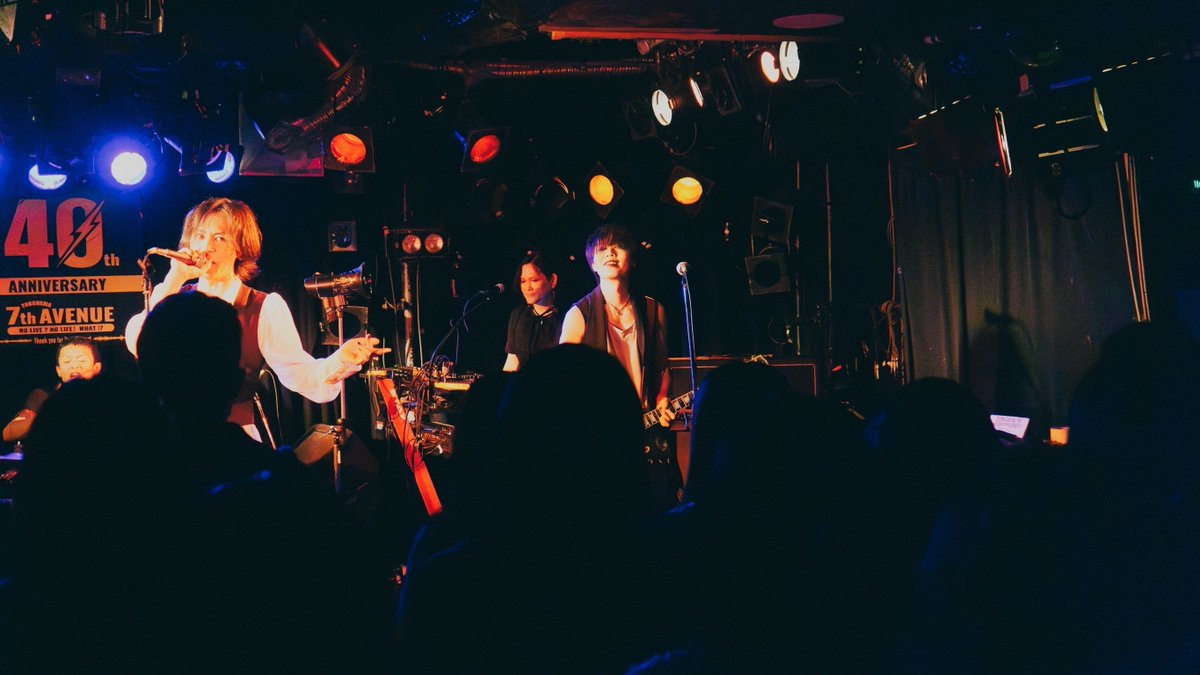 NEARMISS_BAND's tweet photo. 11月29日(日)にNEARMISS ライブします。
チケットの予約は2026.9.29(火) 18:00〜です。
豪華なメンバーの中で、NEARMISSの魅力も思う存分に出していきたい。
とても楽しみなライブです🔥
#NEARMISS https://t.co/bQpNZ6Plnq