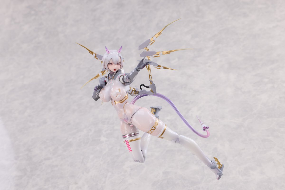 Suertee34's tweet photo. Otherwhere様(@Otherwhere11)のおかげで、 私の『ネオン・レイカ・ウイング』がGalacticシリーズから1/12アクションフィギュアとして立体化されました！ 
ついに皆さんの手元へお届けできるのが本当に嬉しいです！ ぜひチェックしてみてくださいね！🙏
JP
https://t.co/mFzvyMqWgh
オプションパーツ
https://t.co/d17RFLCNtu

EN
https://t.co/dhZGBFP7ht
Optional Parts
https://t.co/2b3R7ghzbV