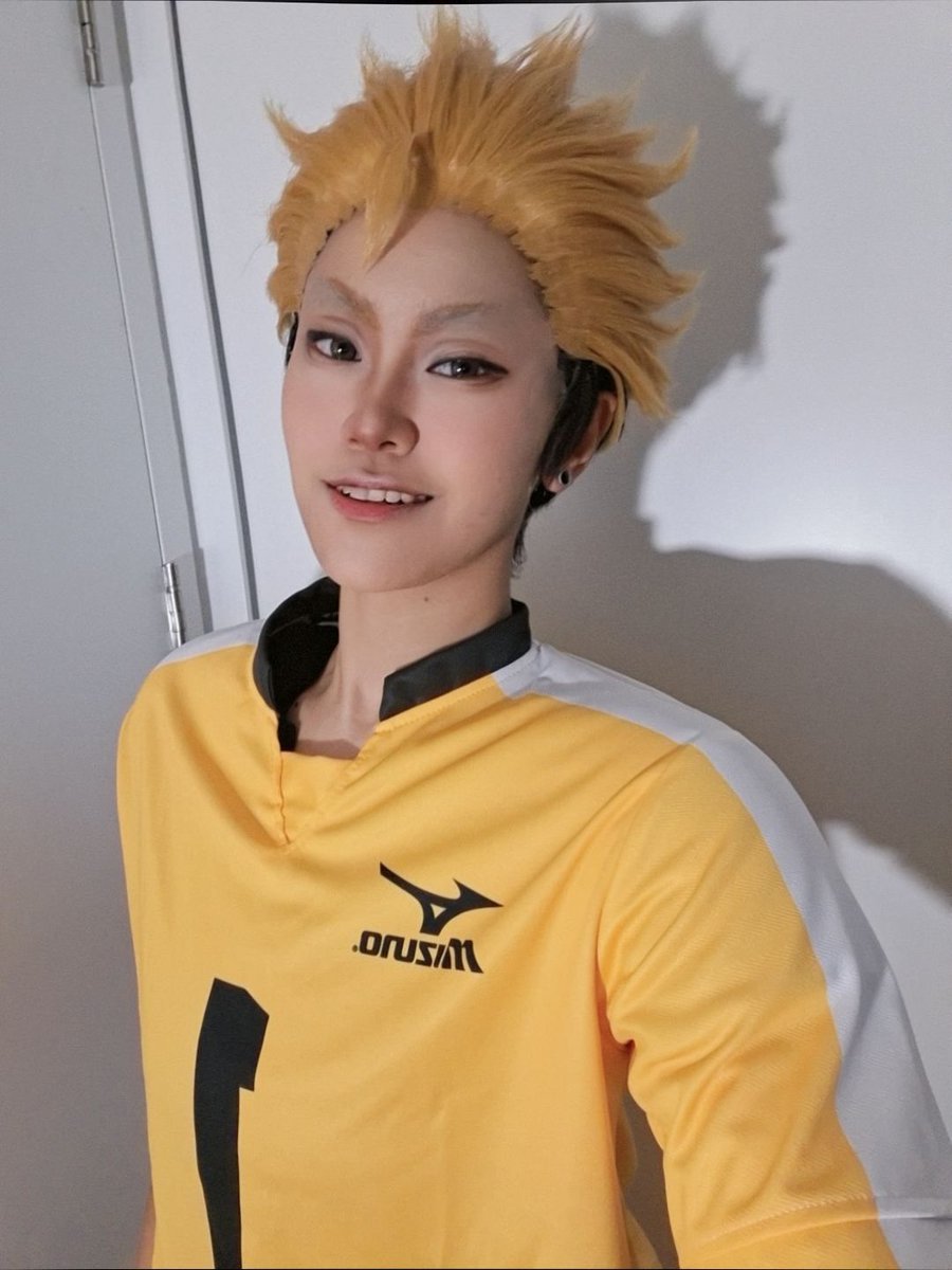 俊 - Shun. tweet media