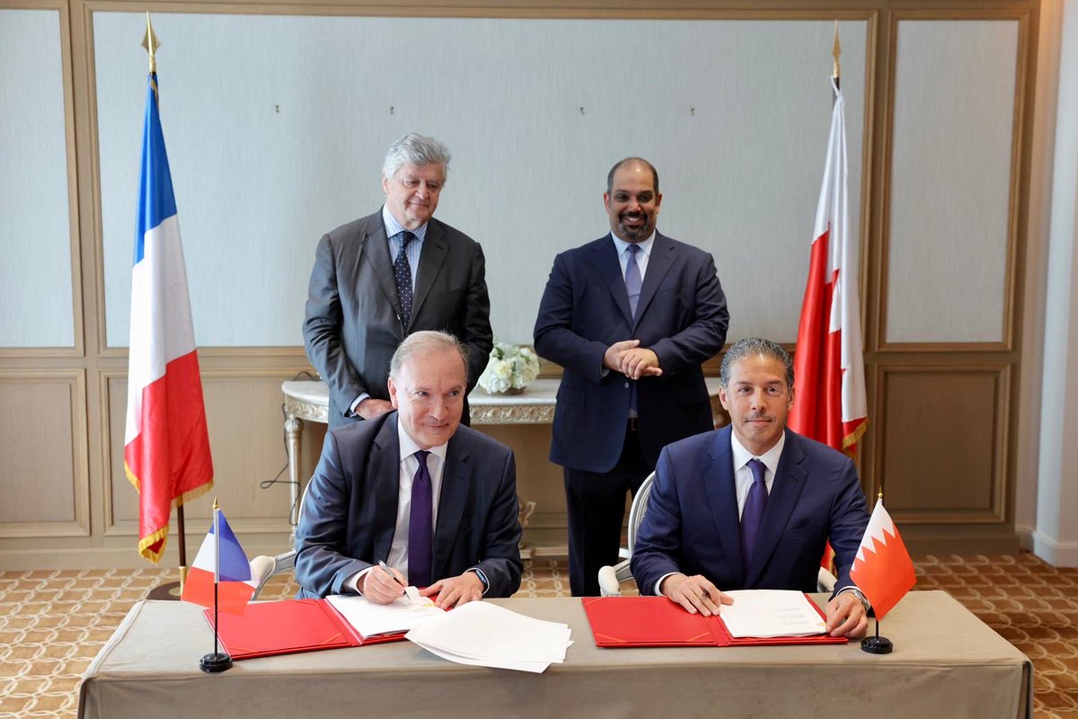 N_Forissier's tweet photo. L’attractivité ne se raconte pas, elle se concrétise.

Dans le cadre de #ChooseFrance, nous avons salué ce matin deux projets majeurs entre la France et Bahreïn : un partenariat entre Trail Capital et Mumtalakat, et l’investissement d’Alba dans Aluminium Dunkerque. 🇫🇷🇧🇭 https://t.co/VkfLGFRjBH