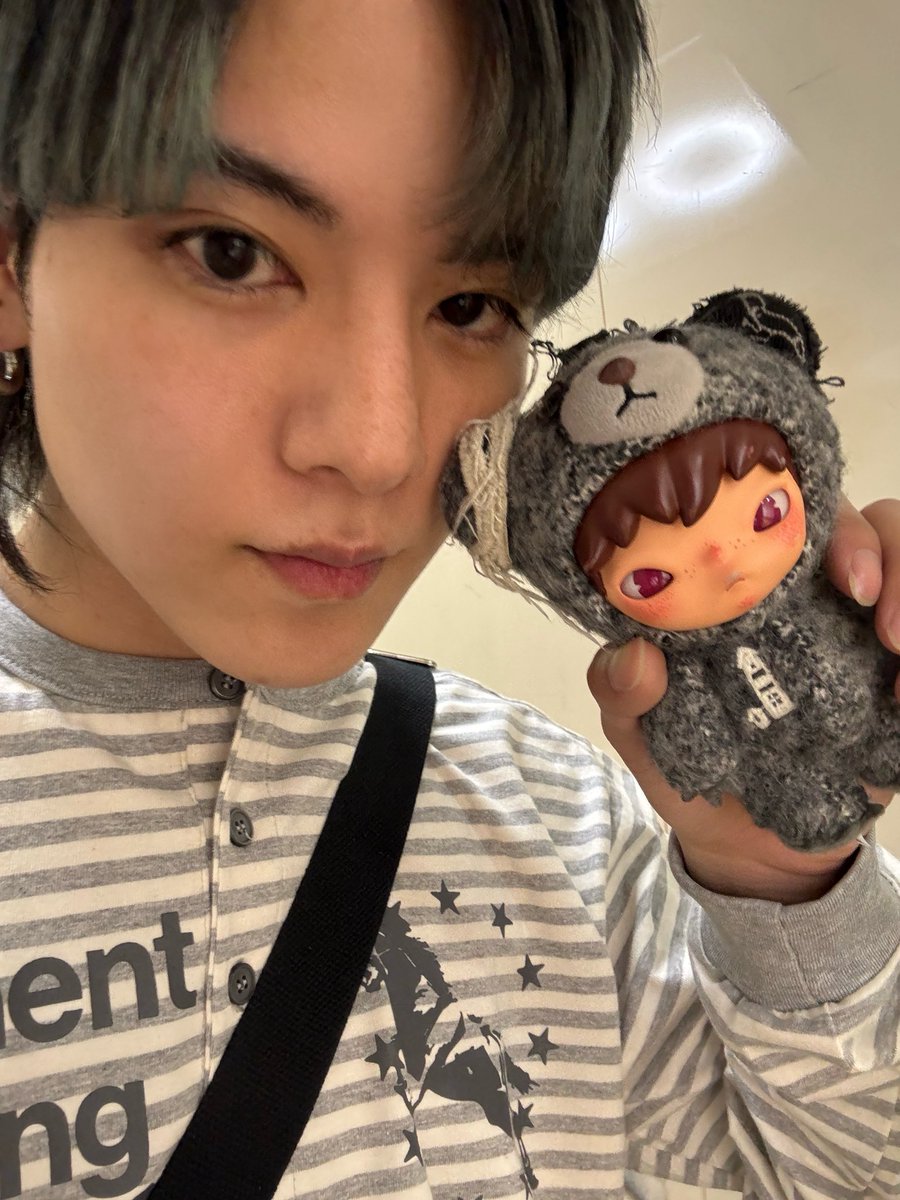 official_enjin's tweet photo. 《#Arik》

やっほー！えりく

今日はジム4時間いた！🏋️‍♀️
おすしたべて🍣
ダンス覚えて 撮って あげた！🕺

昨日はそると
ごはんにもいった！🍚🤤
ジムもセットになったから
教えてもらってる！🏋️��♀️

#ENJIN
#ENJIN_Arik
#HIRONO https://t.co/KEa90kAswi