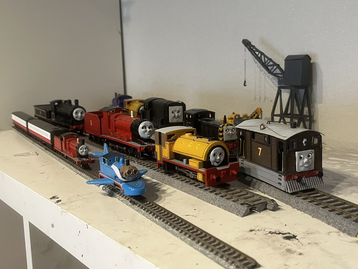 top72thomas's tweet photo. 白背景を片付けました。Nの置き場も用意してます。 https://t.co/ZX18YxmxHr