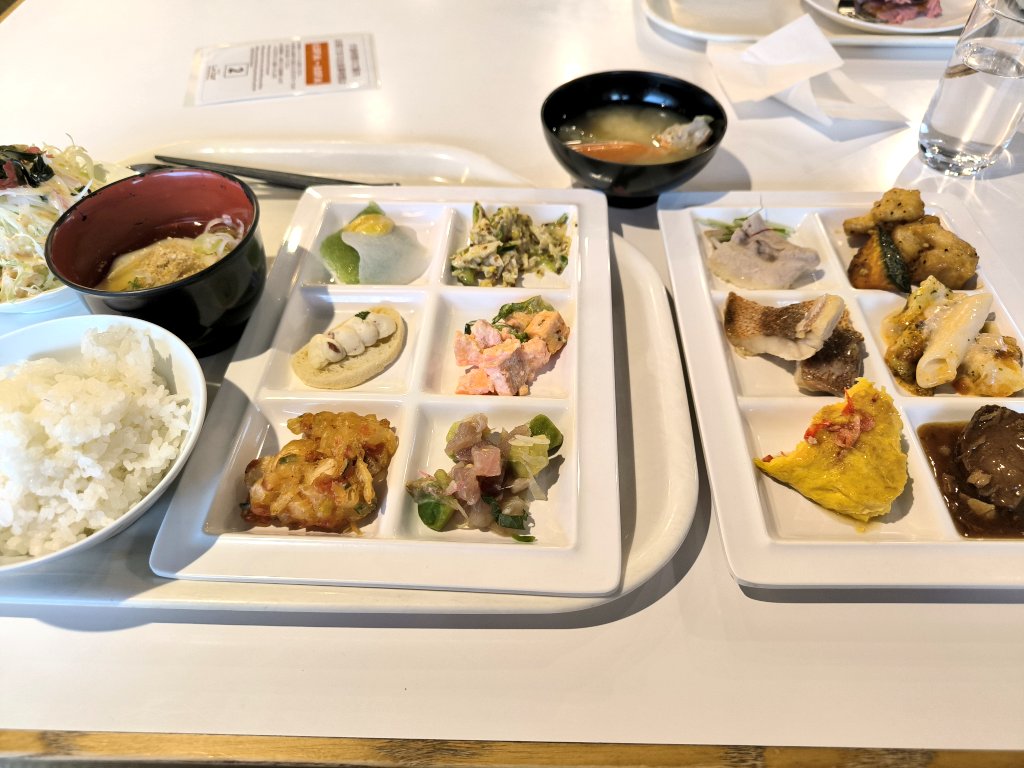 dadacoro's tweet photo. 本日のお宿&amp;晩メッシ https://t.co/ftiFABxlS1